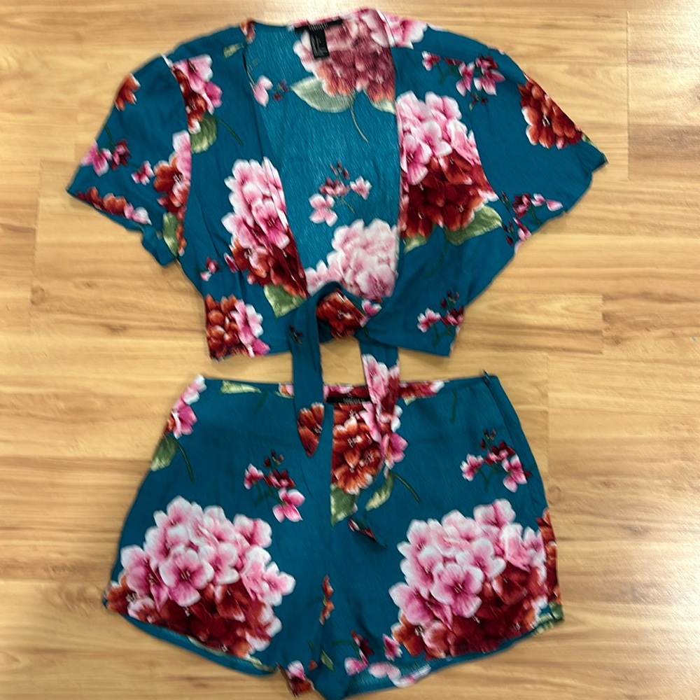 Forever 21 floral matching set